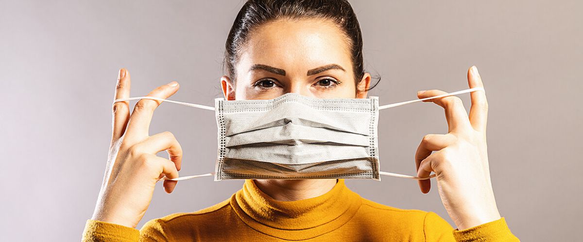 Hogyan kerüld el a maszk alatti kellemetlen szájszagot?